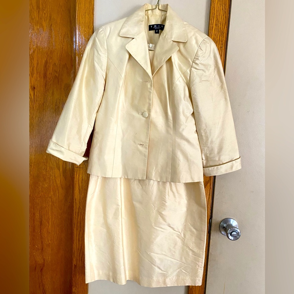 Butter yellow raw silk shift dress and jacket by Trio